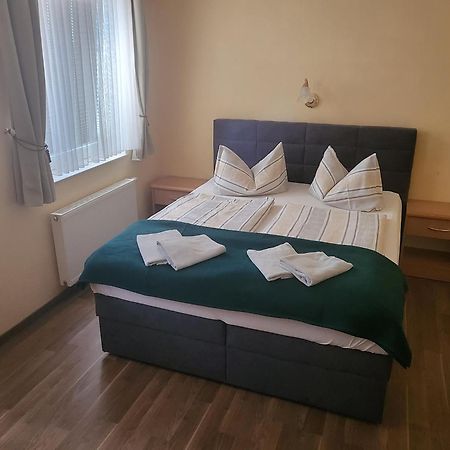 Pension Kuehnauer Hof Dessau-Rosslau Εξωτερικό φωτογραφία