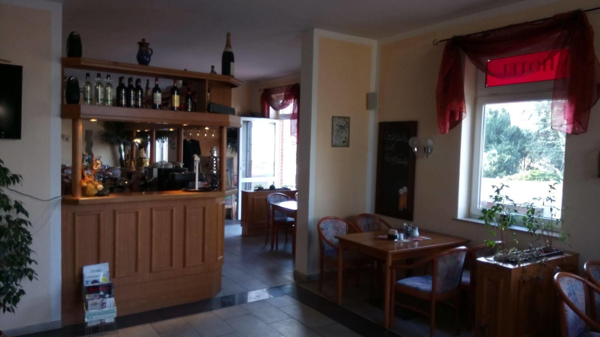 Pension Kuehnauer Hof Dessau-Rosslau Εξωτερικό φωτογραφία